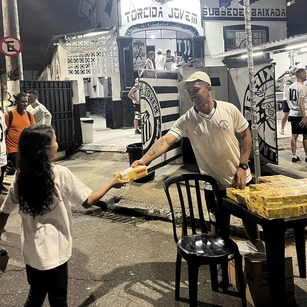A Torcida Jovem possui em sua história ações sociais enraizadas na ideologia da TJ.